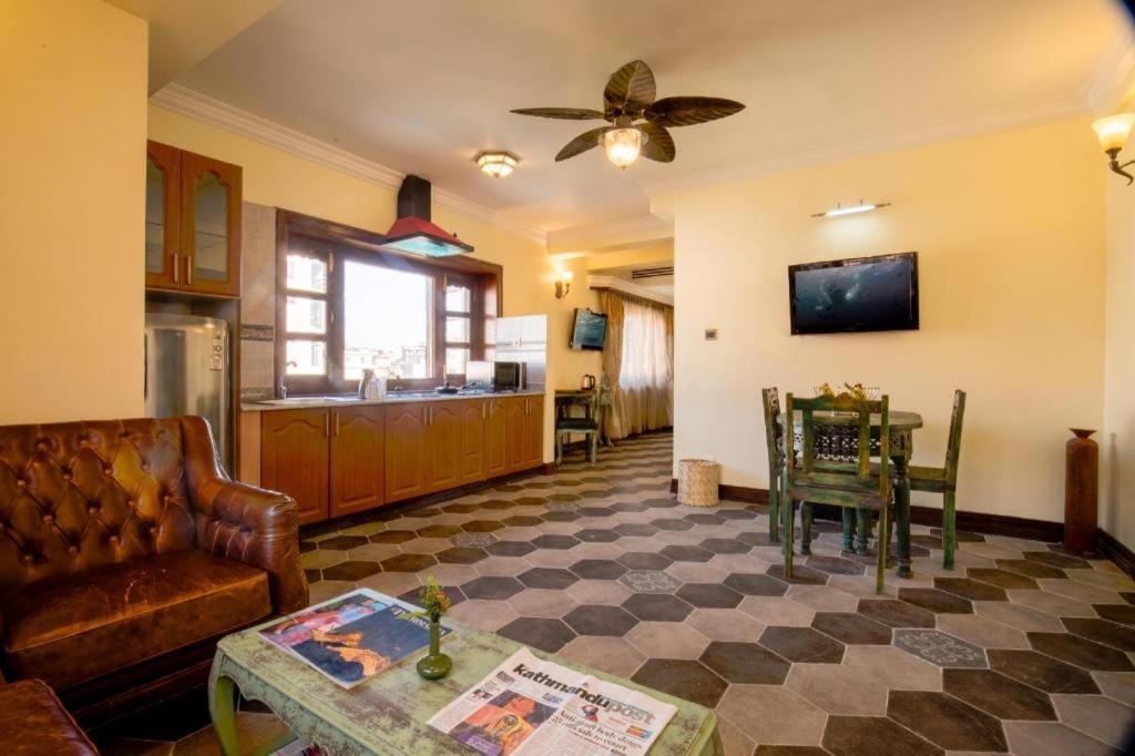 פוקהרה Heritage Hotel Suites And Spa מראה חיצוני תמונה