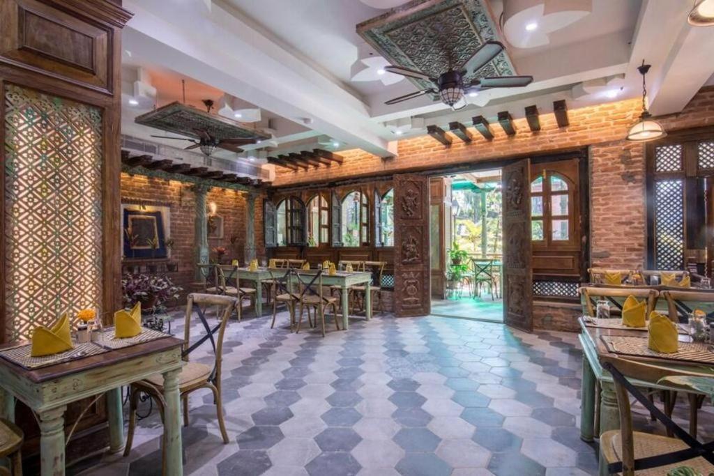 פוקהרה Heritage Hotel Suites And Spa מראה חיצוני תמונה